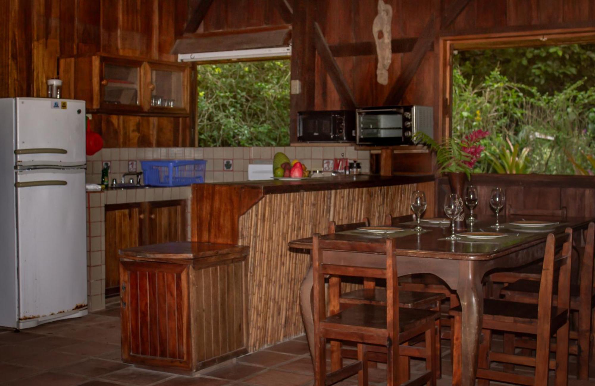 Casa Heliconia - Spacious, Big Garden, Close To The Beach Puerto Viejo de Talamanca 外观 照片